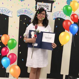 Meet your Posher, Deisy